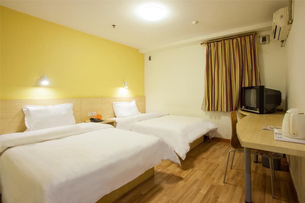 7Days Inn Guangzhou Nonglinxia Road Ouzhuang Subway Station Екстер'єр фото